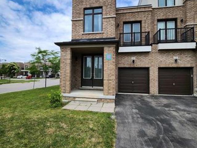 140 Elyse Court, Aurora, ON, L4G 1H4 house for lease | Listing ID N13497 | Royal LePage