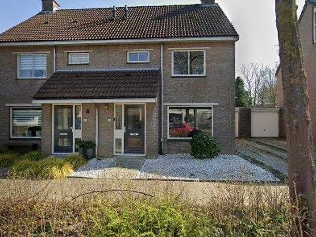 140 m2 apartment for rent in Overbetuwe