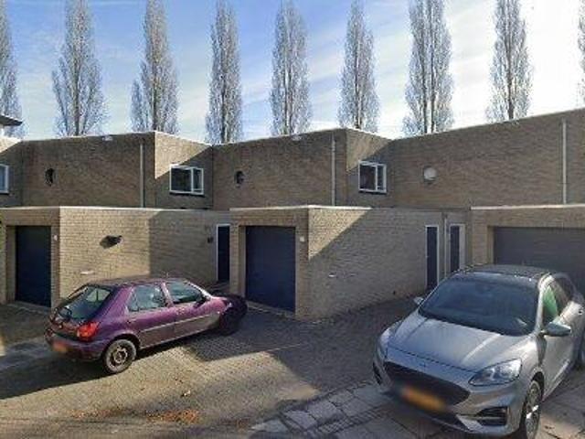 140 m2 apartment for rent in Tilburg