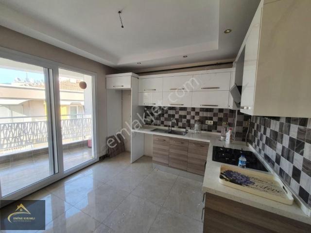 140 M2. Her Kat Tek Daire 3+1 Kiralik