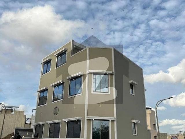 140 Sq Yard Brand New Bungalow Available For Sale In Naya Nazimabad Block D