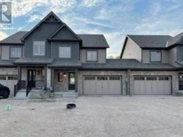 140 STONEBROOK Way Highlands Ontario