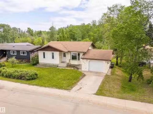 1414 7 Street, Cold Lake, AB, T9M 1L3 house for sale Listin.