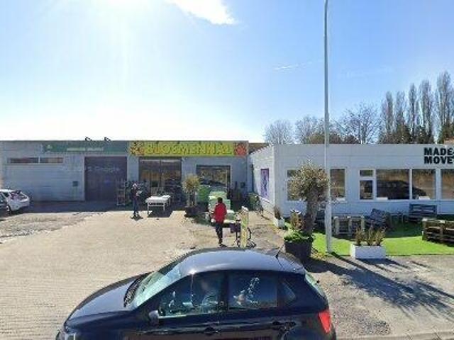 1415 m2 warehouse for sale in Wetteren