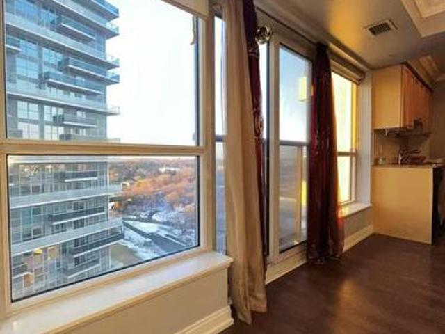 1419 Village Green Square, Toronto, ON, M1S 0K6 condo for sale | Listing ID E12009 | Royal LePage