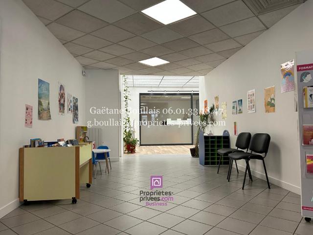 14100 LISIEUX Immeuble de bureaux 560 m2 636.000