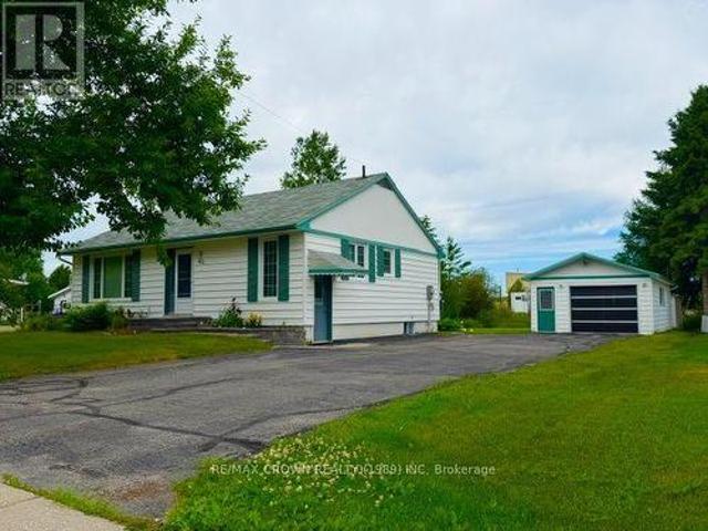 1412 Prince Street, Hearst, ON, P0L 1N0 house for sale | Listing ID T13565 | Royal LePage