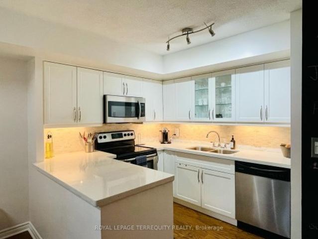 1412 25 The Esplanade N/A, Toronto, ON, M5E 1W5 lease for lease | Listing ID C13236 | Royal LePage