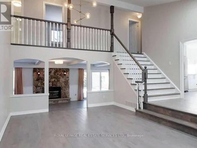 141 Castle Crescent, Oakville, ON, L6J 5H4 house for lease | Listing ID W13484 | Royal LePage