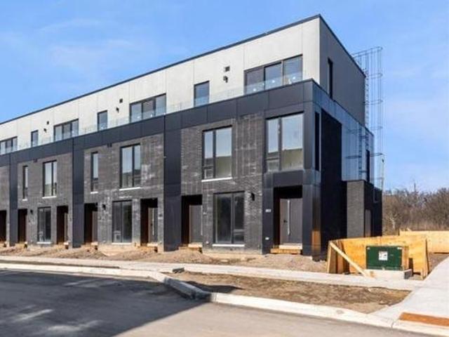141 Everett Common, St. Catharines, ON, L2P 0G7 townhouse for lease | Listing ID X13591 | Royal LePage
