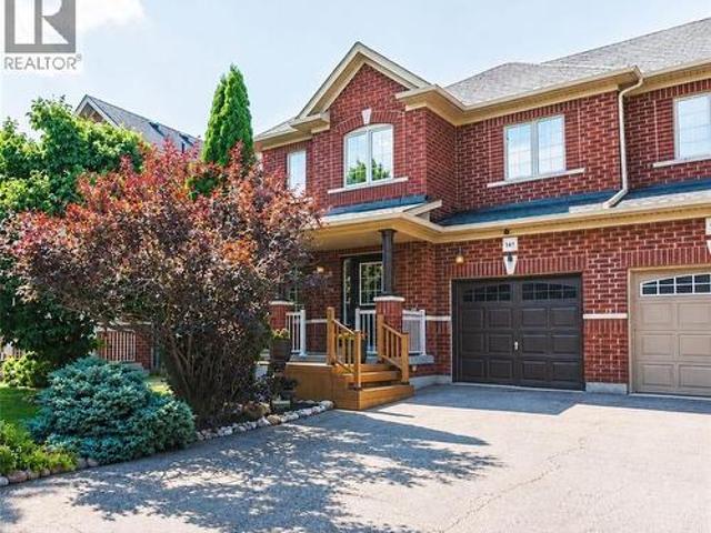 141 Lavery Heights, Milton, ON, L9T 0V4 house for sale | Listing ID 40857 | Royal LePage