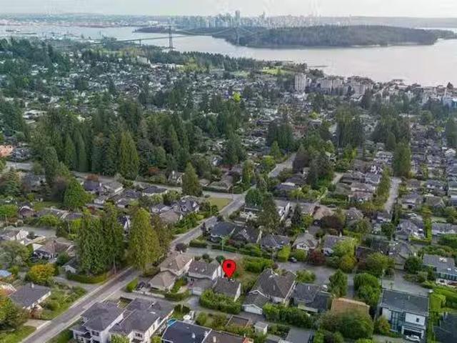 1427 Lawson Avenue, West Vancouver, BC, V7T 2E9 house for sa.