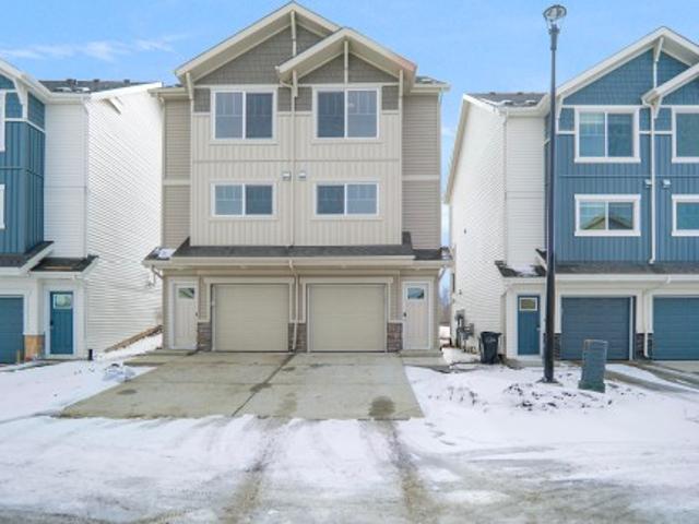 1429 9 Street, Edmonton, AB, T6T 2N8 house for sale | Listing ID E4481 | Royal LePage