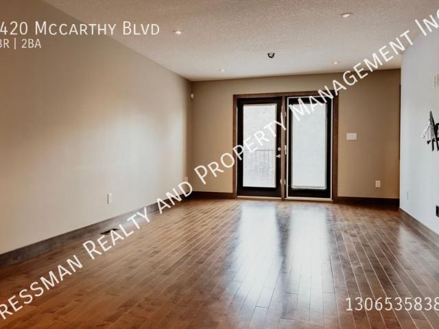 1420 Mccarthy Blvd, Regina, SK S4T 1A4