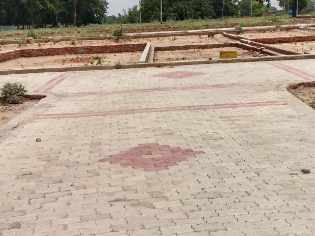 1420 Sq.Ft. Plot in Kamta Lucknow Listing ID: #10037