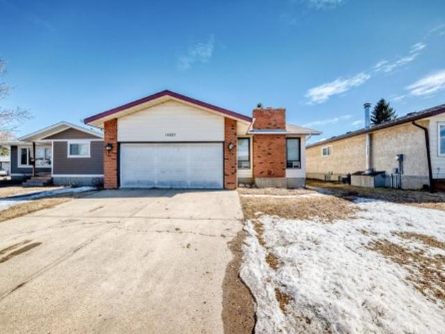 1423 A Street, Edmonton, AB, T5Y 1E2 house for sale | Listing ID E4481 | Royal LePage