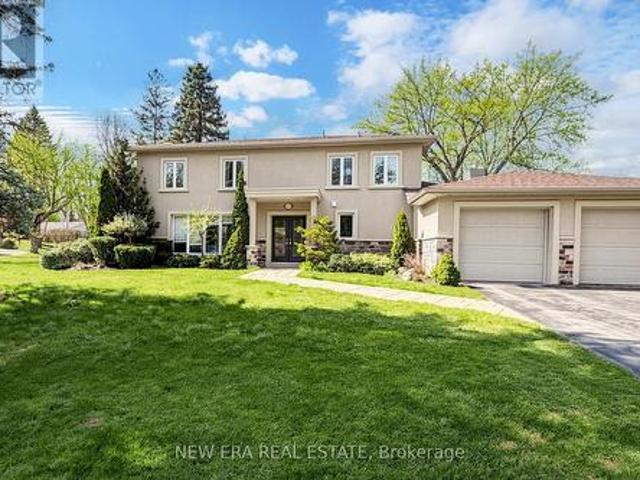 1423 Bunsden Avenue, Mississauga, ON, L5H 2B3 house for sale | Listing ID W13462 | Royal LePage