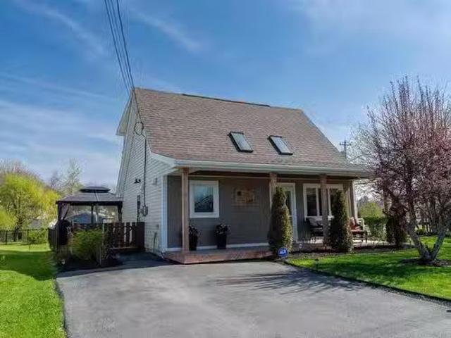 142 Boxwood Crescent, Lower Sackville, NS, B4C 3Y9 house for.