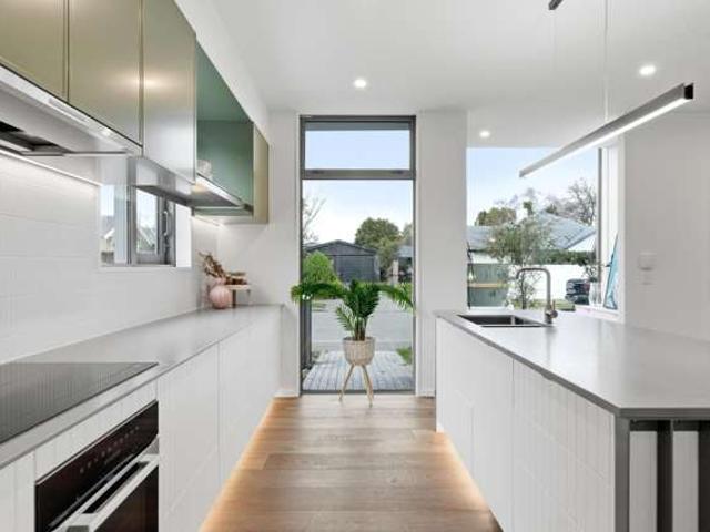 1/42 Browns Road, St Albans, Christchurch City