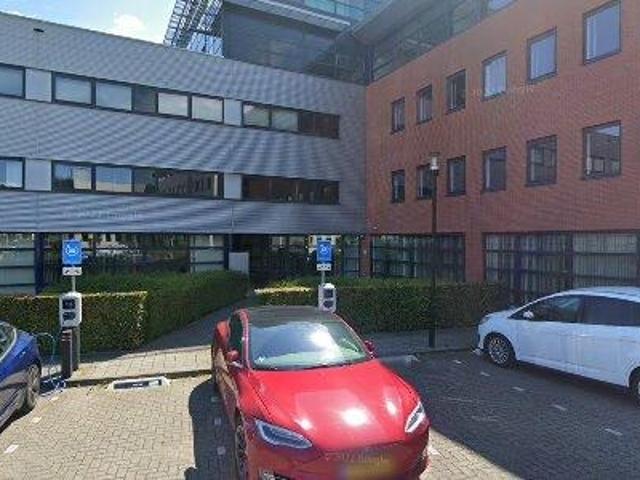142 m2 office space for rent in Veenendaal