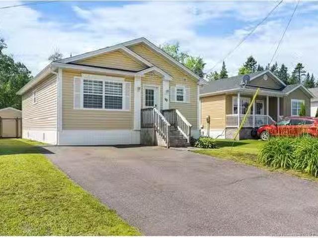 142 Sequoia Dr, Moncton, NB, E1A 0A2 house for sale Listing.