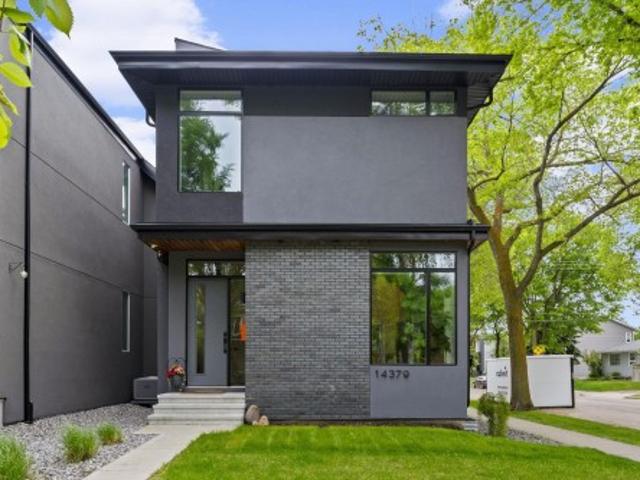 1437 A Avenue, Edmonton, AB, T5R 5E3 house for sale | Listing ID E4493 | Royal LePage
