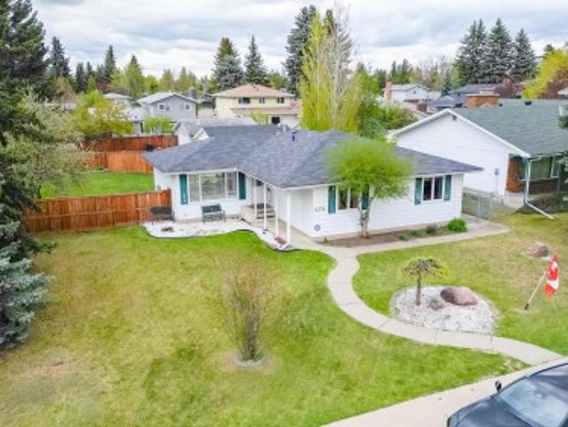 1433 A Avenue, Edmonton, AB, T6H 1E4 house for sale | Listing ID E4489 | Royal LePage
