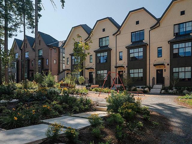 143 2350 165 Street Surrey, British Columbia