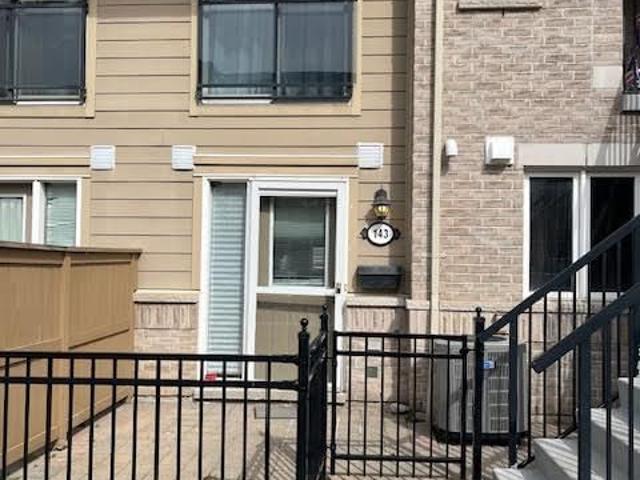 143 4 Southampton Drive, Mississauga | For Sale @ $394,000 | Condos. Ca