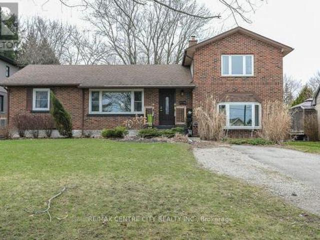 143 Centennial Avenue, Central Elgin, ON, N5R 5B1 house for sale | Listing ID X12109 | Royal LePage