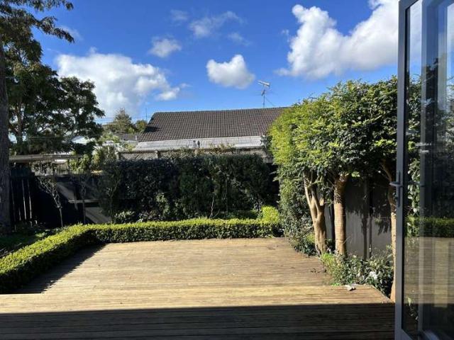 1/43 Abbotts Way, Remuera, Auckland City