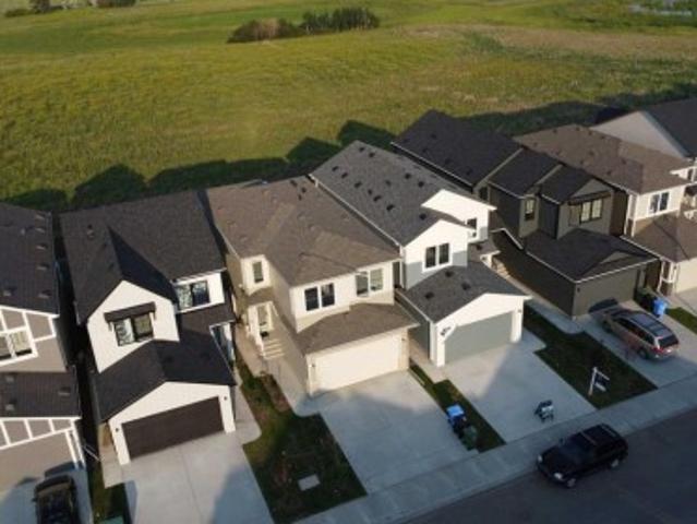 143 Belvedere Crescent Se, Calgary, AB, T2A 7Y5 house for sale | Listing ID A2331 | Royal LePage