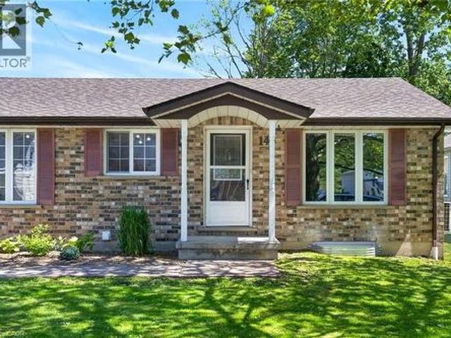 143 Fairview Avenue E, Dunnville, ON, N1A 1B2 investment for sale | Listing ID 40836 | Royal LePage