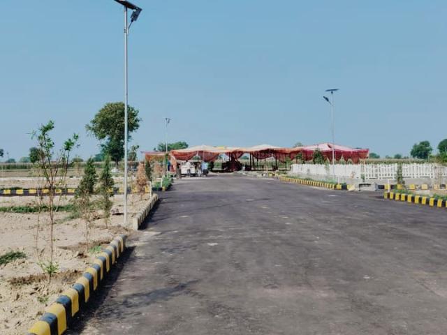 143 Sq.Yd. Plot in Jewar Greater Noida Listing ID: #10117