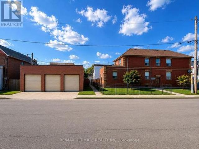 1440 Dufferin Street, Toronto, ON, M6H 3L2 investment for sale | Listing ID W13682 | Royal LePage