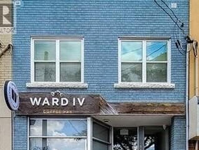1441 Main Street E