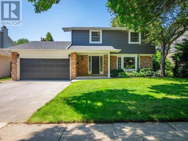 144 All Saints Crescent, Oakville, ON, L6J 5Y8 house for sale | Listing ID W13583 | Royal LePage