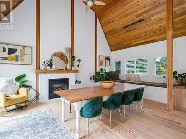 144 Brooker Boulevard, Blue Mountains, ON, L9Y 0L4 house for.