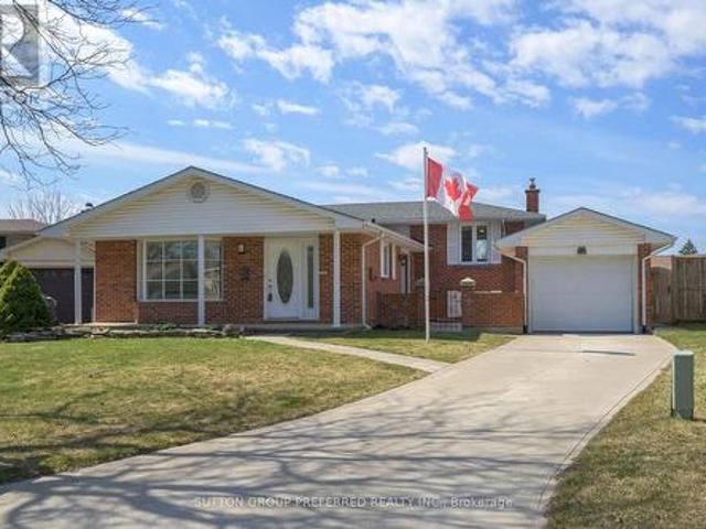 144 Meridene Crescent W, London, ON, N5X 1G2 house for sale | Listing ID X12048 | Royal LePage