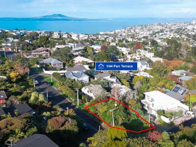 1/44 Parr Terrace, Castor Bay, North Shore City