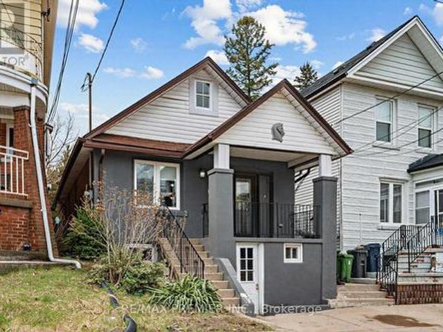 144 Westlake Avenue, Toronto, ON, M4C 4R9 house for sale | Listing ID E13009 | Royal LePage