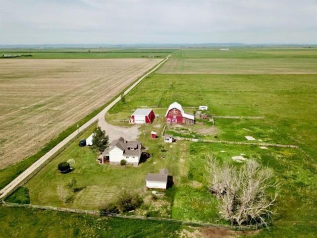 145001A Range Road 265, Rural Willow Creek No. 26, M. D. Of, AB, T0Z 1Z0 house for sale | Listing ID A2321 | Royal LePage