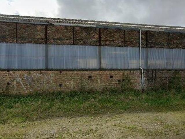 1450 m2 warehouse for rent in Oostende