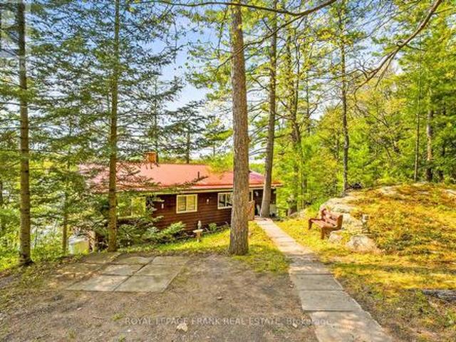 1452 Rackety Trail Road, Minden Hills Lutterworth, ON, K0M 2K0 house for sale | Listing ID X12015 | Royal LePage