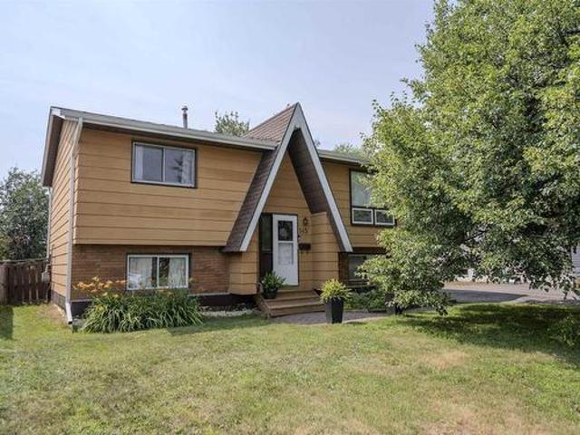 145 Conestoga Street, Thunder Bay, ON, P7C 5S9 house for sale | Listing ID TB2602 | Royal LePage