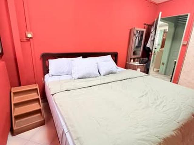145 Bishan Street 11 HDB Apartment For Sale, $649,000, 3 Bed 2 Bath 904 sqft $718.00 psf