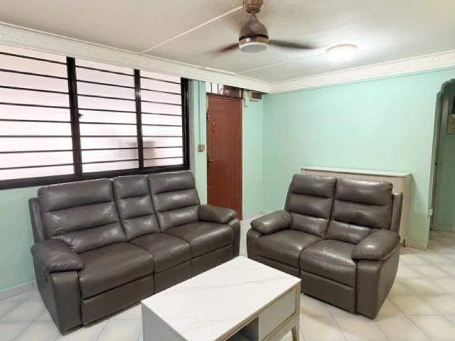 145 Bishan Street 11 HDB Apartment For Sale, $649,000, 3 Bed 2 Bath 904 sqft $718.00 psf