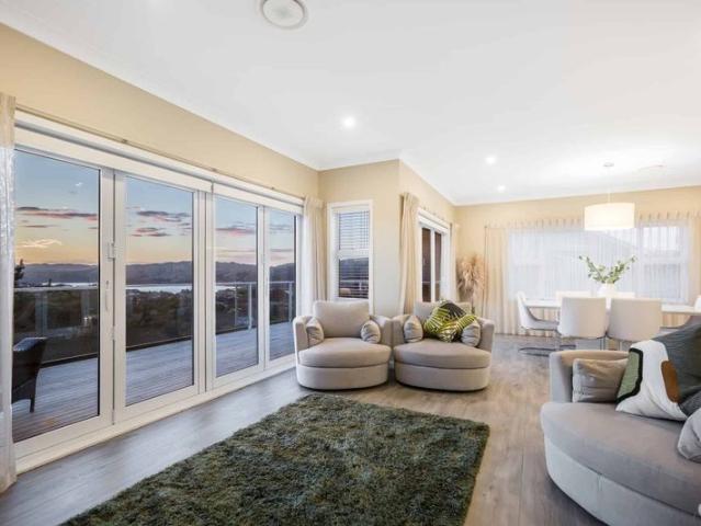 145 Endeavour Drive, Whitby, Porirua City For Sale