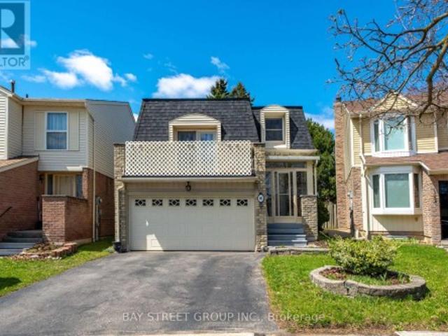 145 Sandyhook Square, Toronto, ON, M1W 3N6 house for sale | Listing ID E13499 | Royal LePage
