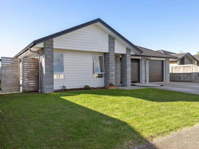 145 Penetaka Heights, Pyes Pa, Tauranga For Sale